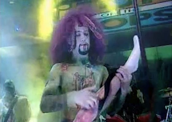 Zombie Nation performing Kernkraft 400 at BBC Top of the Pops 2000